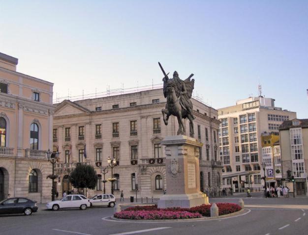 Atuaire Home Plaza De Libertad Junto A El Cid Campeador Burgo מראה חיצוני תמונה